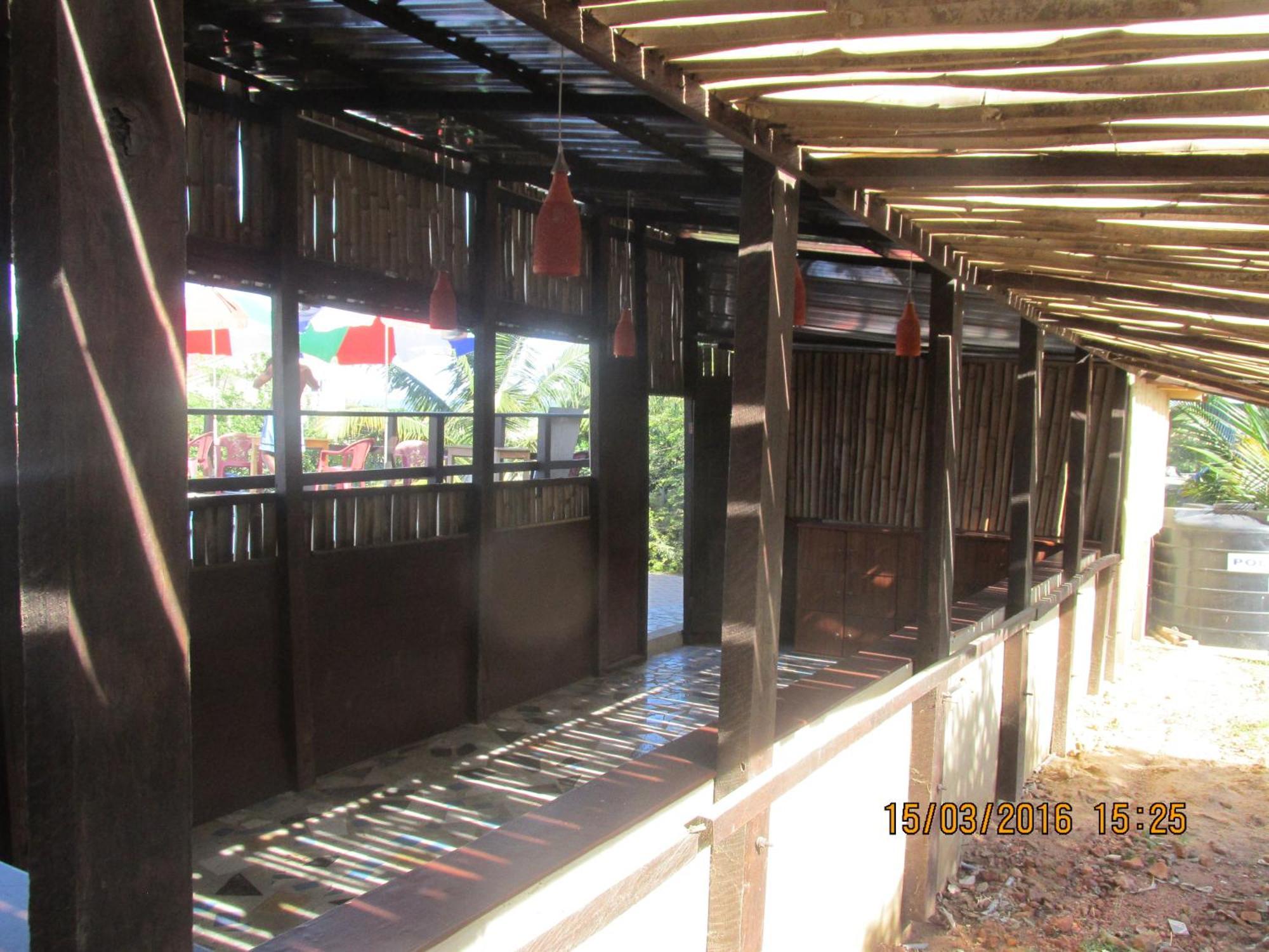 Jamaica Inn Guest House Botianaw ภายนอก รูปภาพ