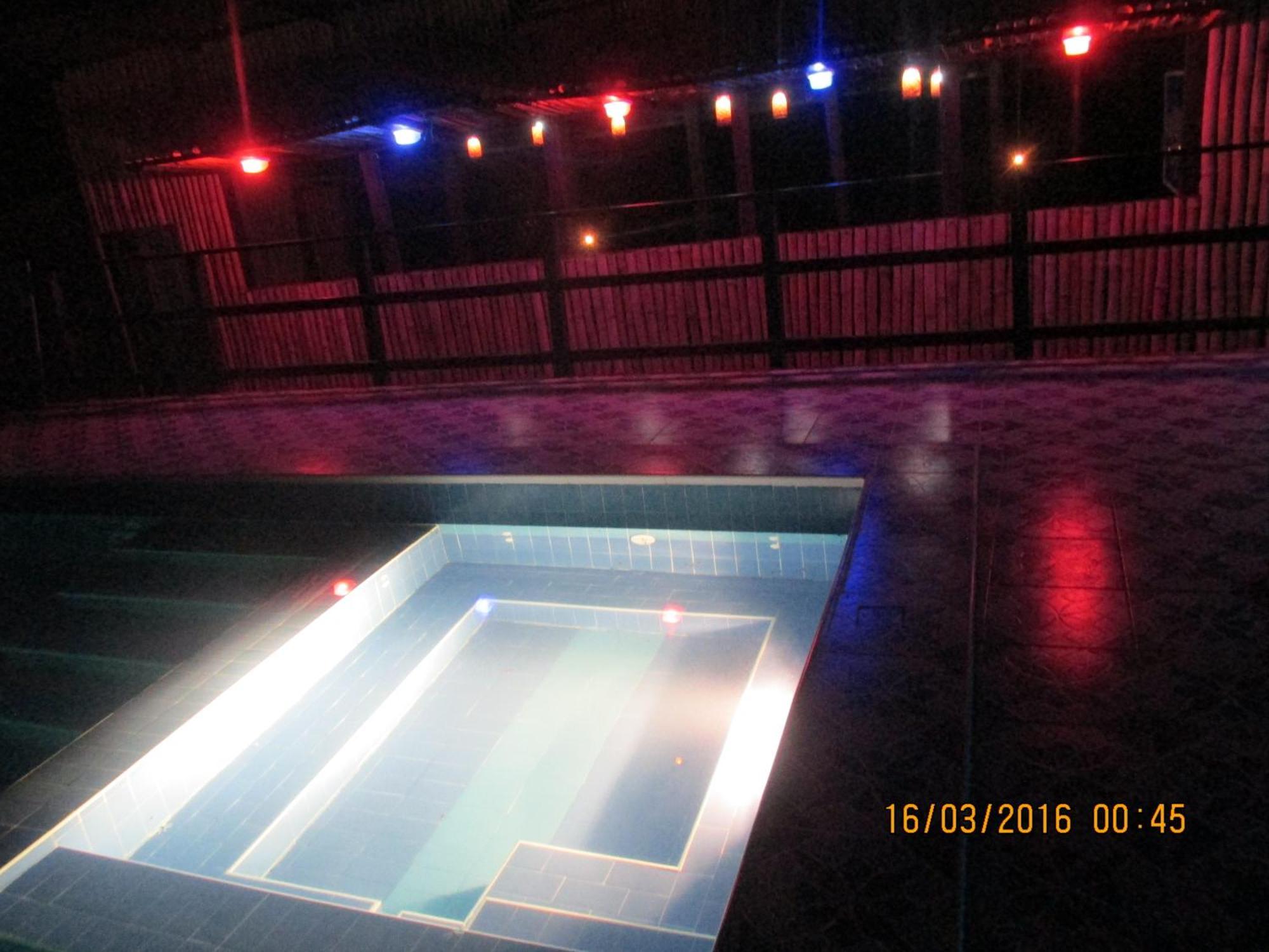 Jamaica Inn Guest House Botianaw ภายนอก รูปภาพ